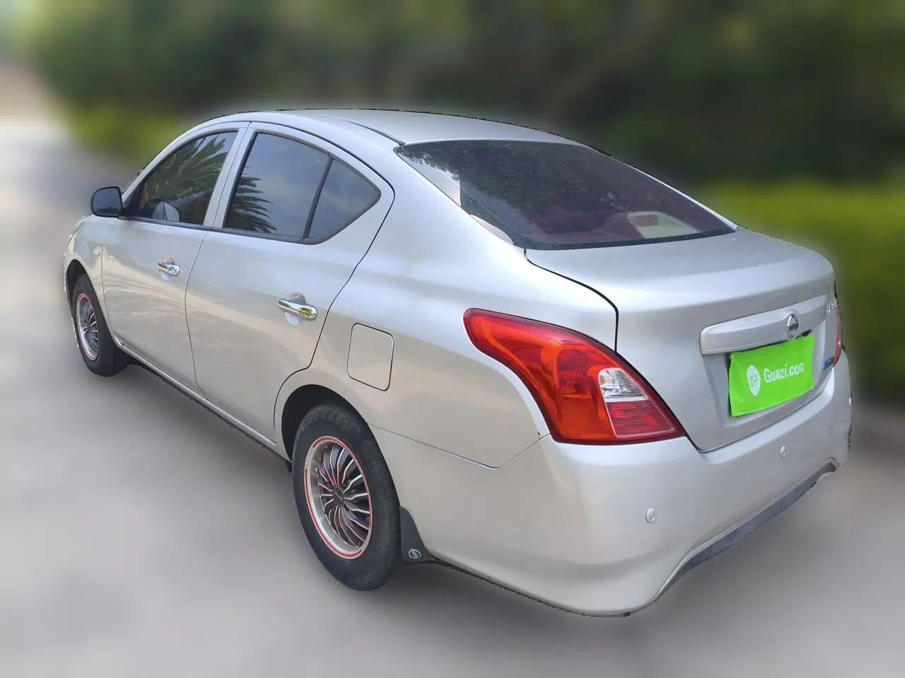 Nissan Sunny 2015 1.5XE CVT Comfort Edition — миниатюра 4