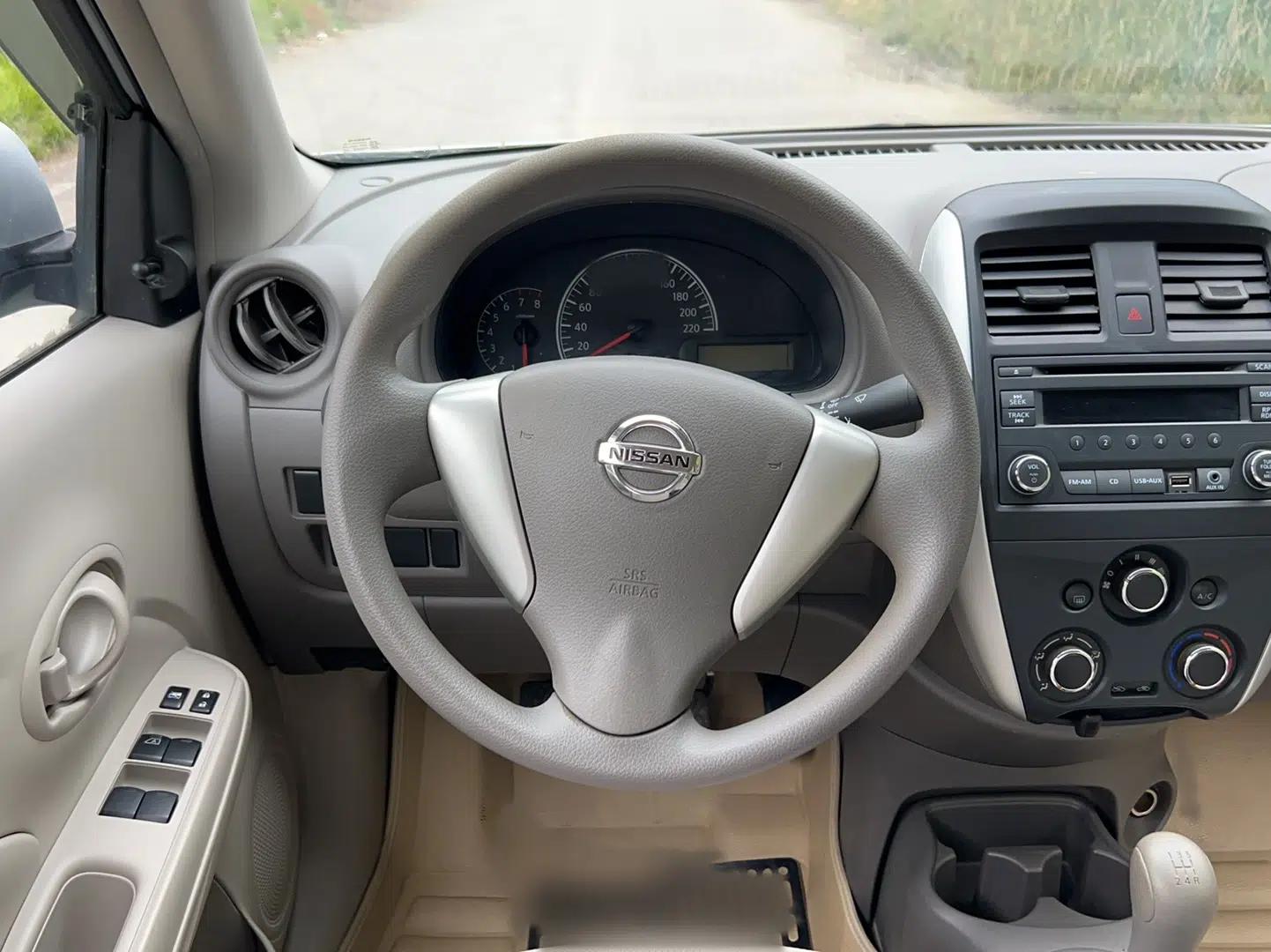 Nissan Sunny 2014 1.5XE Manual Comfort Edition — миниатюра 11