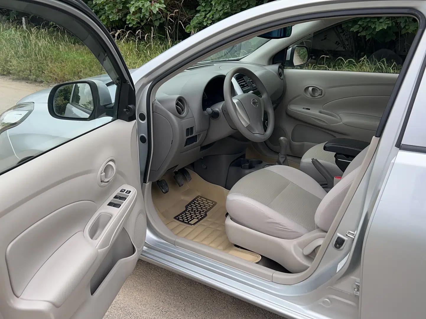 Nissan Sunny 2014 1.5XE Manual Comfort Edition — миниатюра 16