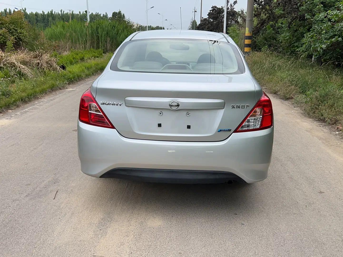 Nissan Sunny 2014 1.5XE Manual Comfort Edition — миниатюра 4