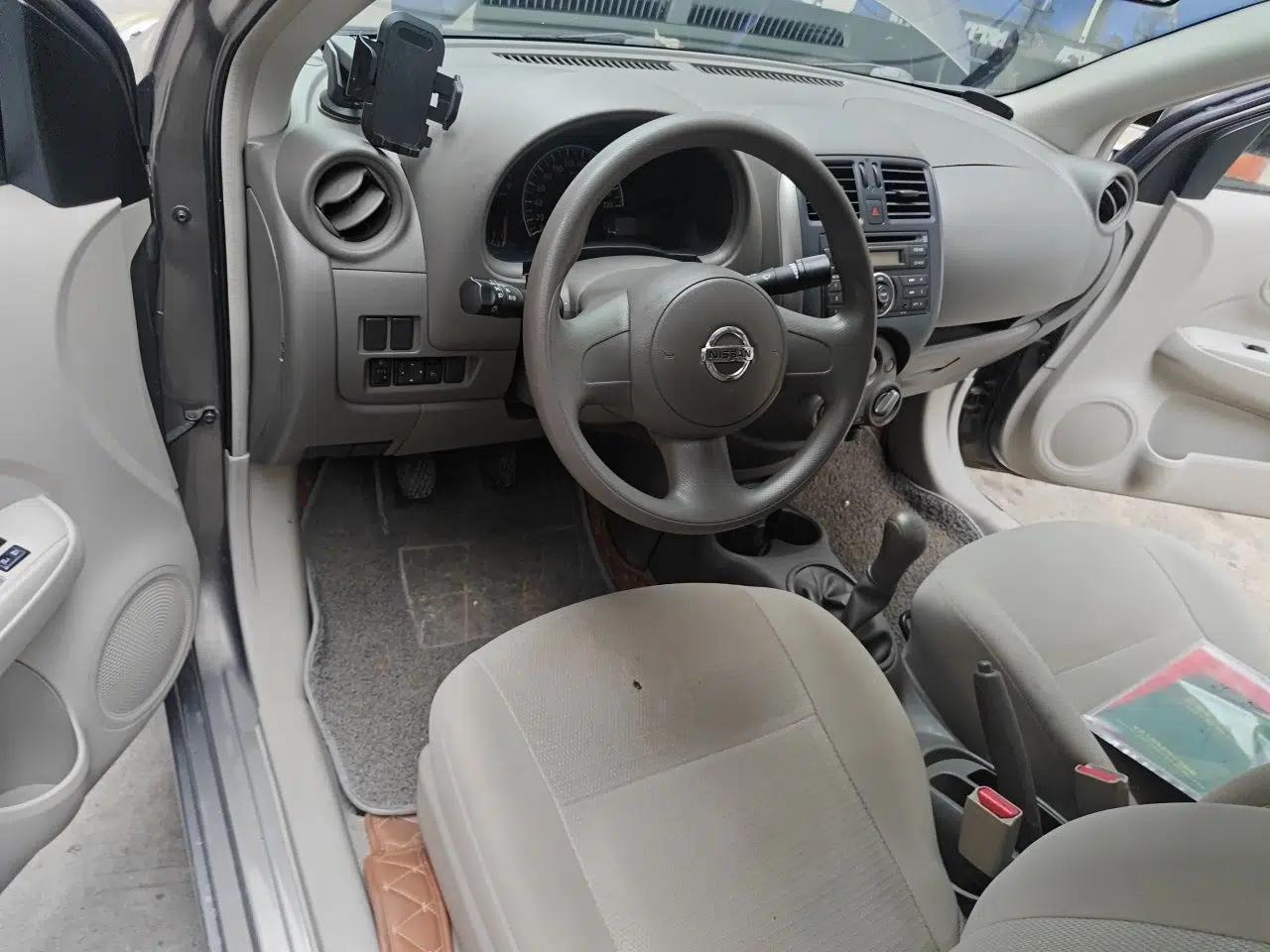Nissan Sunny 2011 1.5XE Manual Comfort Edition — миниатюра 10