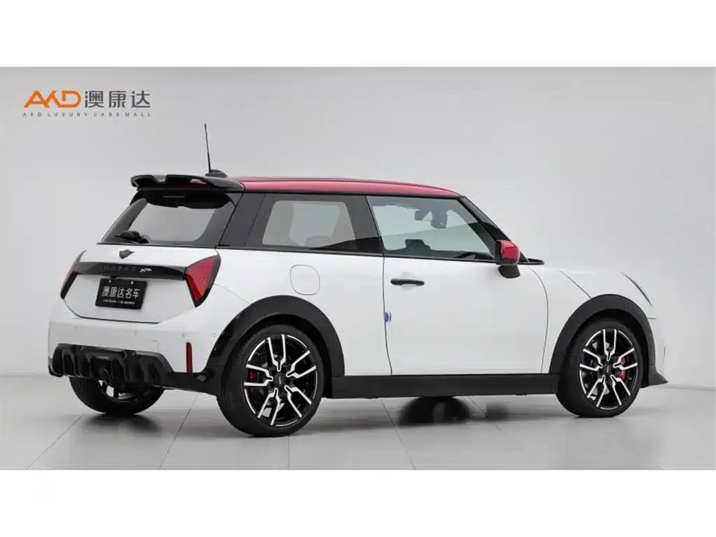 2025 MINI JCW JOHN COOPER WORKS — миниатюра 3
