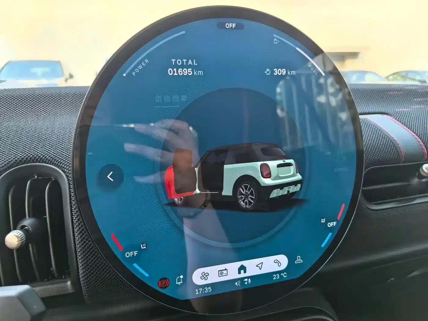 MINI JCW 2025 JOHN COOPER WORKS CABRIO — миниатюра 3