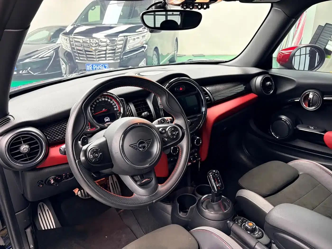2021 MINI JCW 2.0T JOHN COOPER WORKS — миниатюра 12