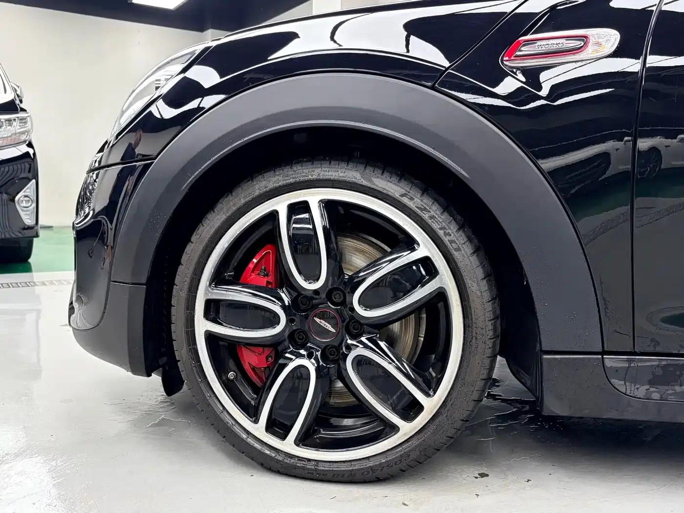 2021 MINI JCW 2.0T JOHN COOPER WORKS — миниатюра 3