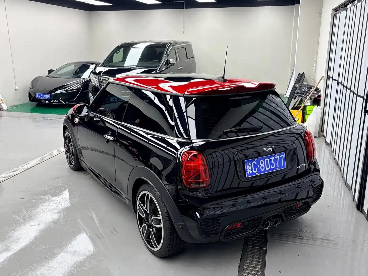 2021 MINI JCW 2.0T JOHN COOPER WORKS — миниатюра 5