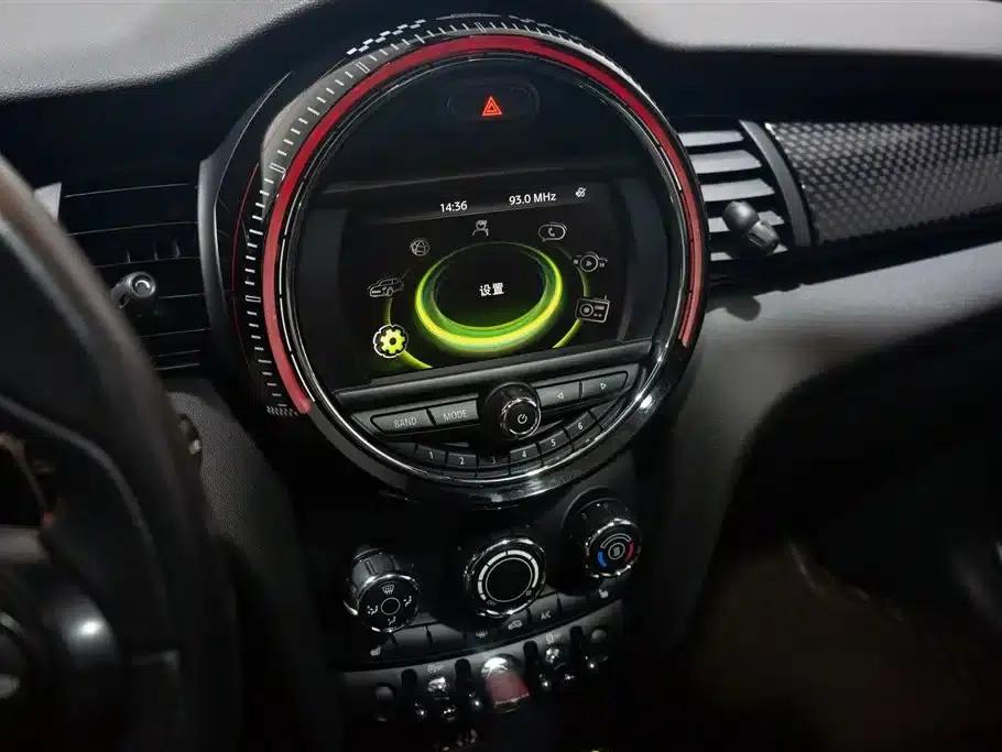 2017 MINI JCW 2.0T JOHN COOPER WORKS — миниатюра 16