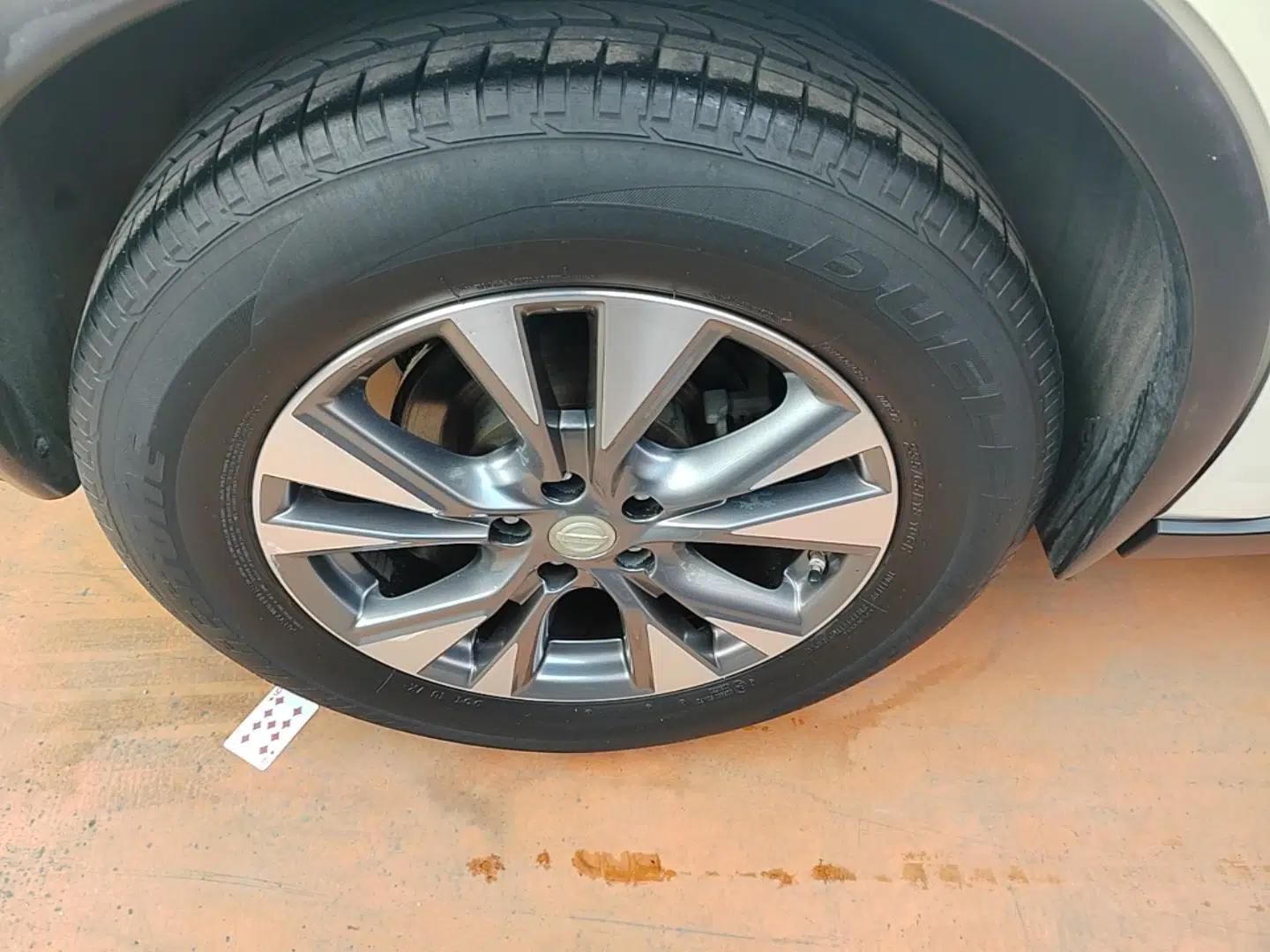 Nissan Murano 2017 2.5L XL Two-Wheel Drive Smart Edition — миниатюра 10