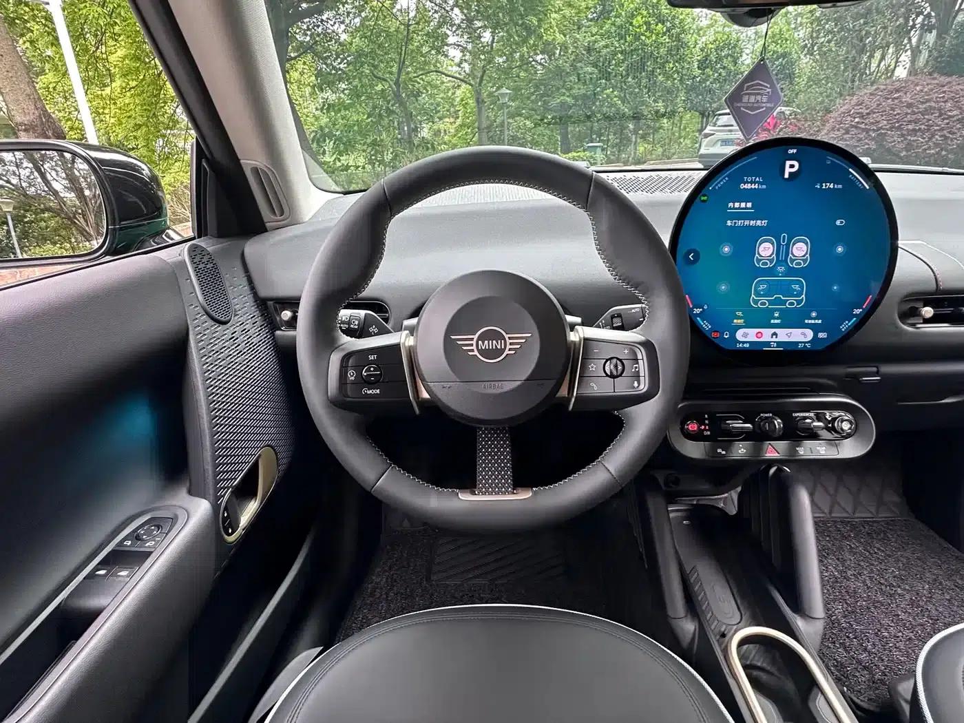 2024 Electric MINI Cooper (456km/h) - Classic Style — миниатюра 8