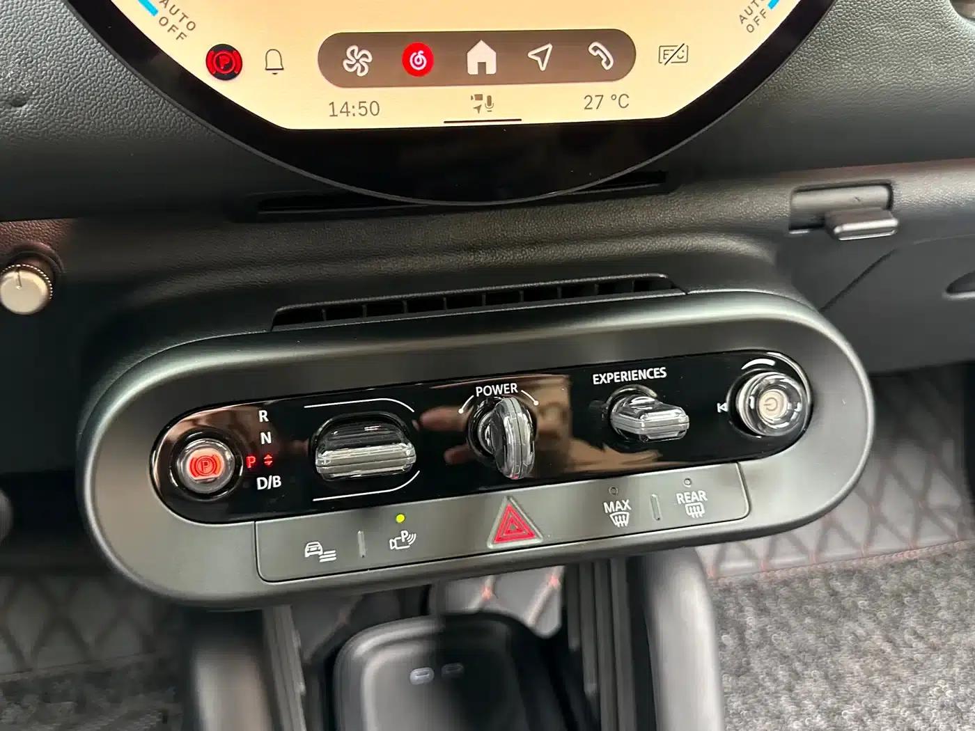 2024 Electric MINI Cooper (456km/h) - Classic Style — миниатюра 10