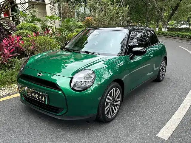 2024 Electric MINI Cooper (456km/h) - Classic Style