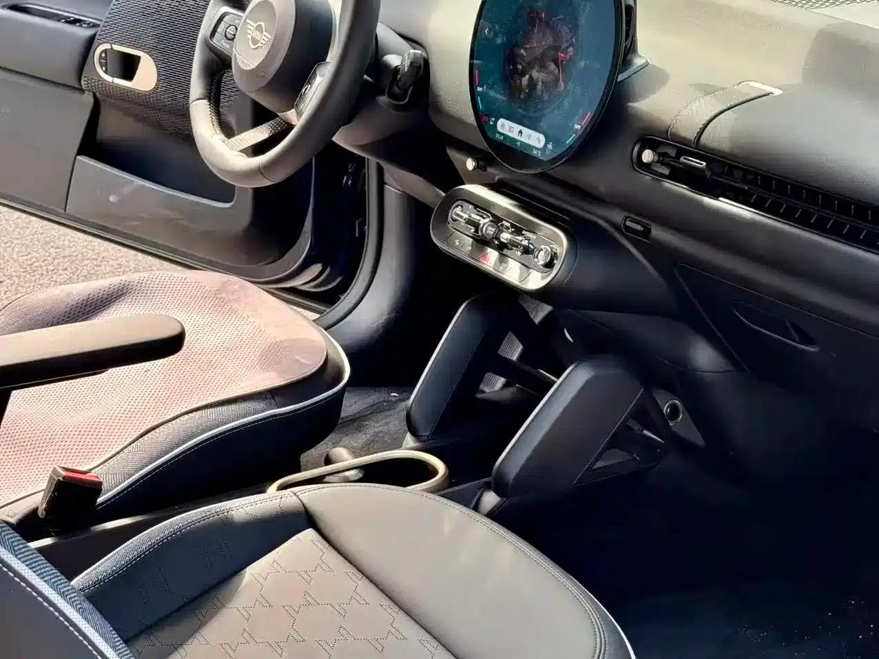 2025 Electric MINI Cooper (Facelift) - 466km/h - Classic Style — миниатюра 7