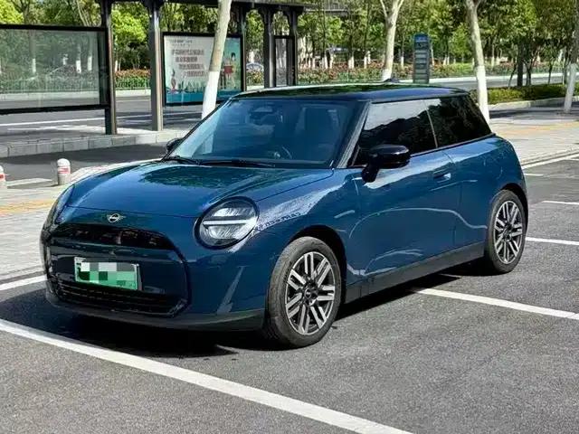 2025 Electric MINI Cooper (Facelift) - 466km/h - Classic Style