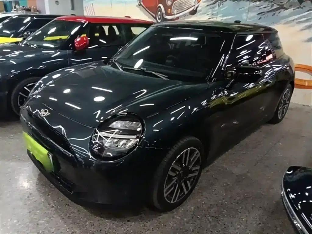 2024 Electric MINI Cooper (456km/h) - Classic Style — миниатюра 1