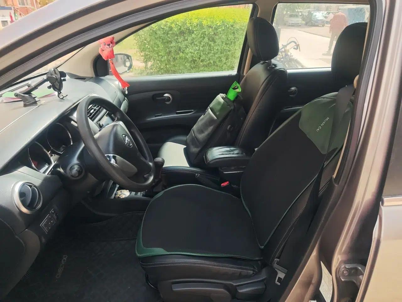 Nissan Livina 2013 Jingrui 1.6XL Manual Comfort Edition — миниатюра 16