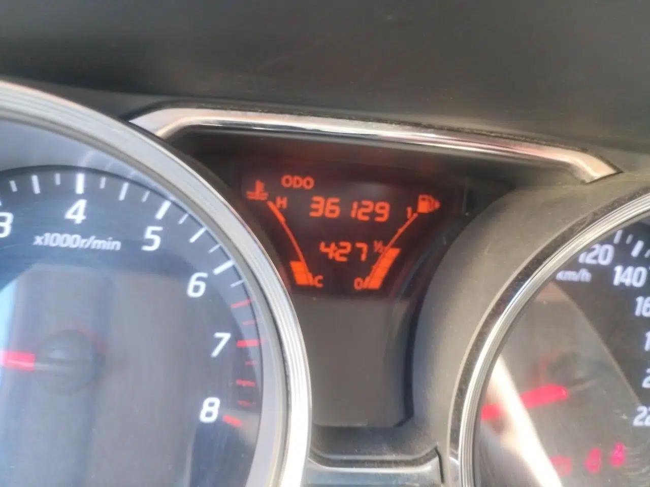 Nissan Livina 2015 1.6XE Manual Comfort Edition — миниатюра 13