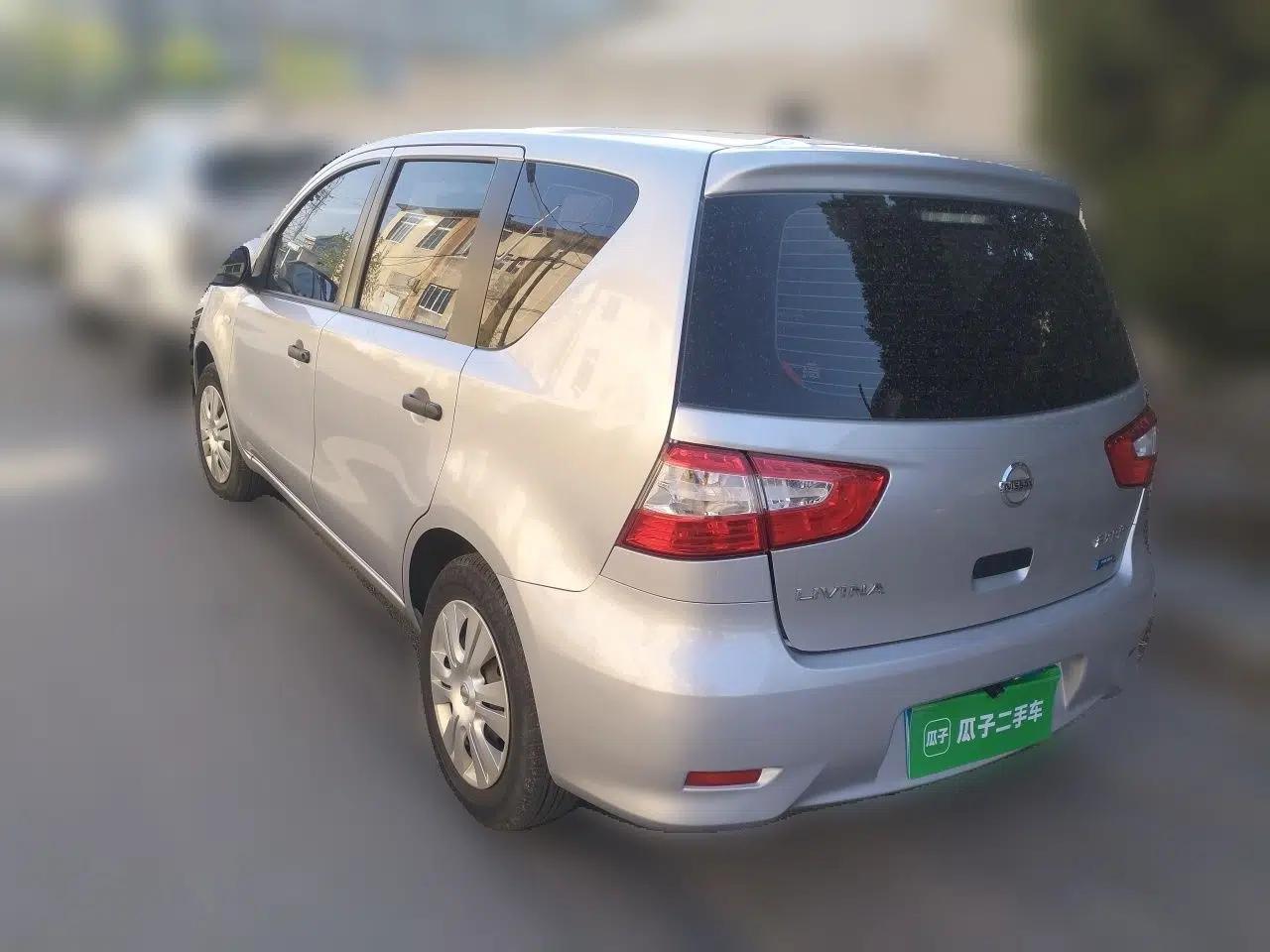 Nissan Livina 2015 1.6XE Manual Comfort Edition — миниатюра 4