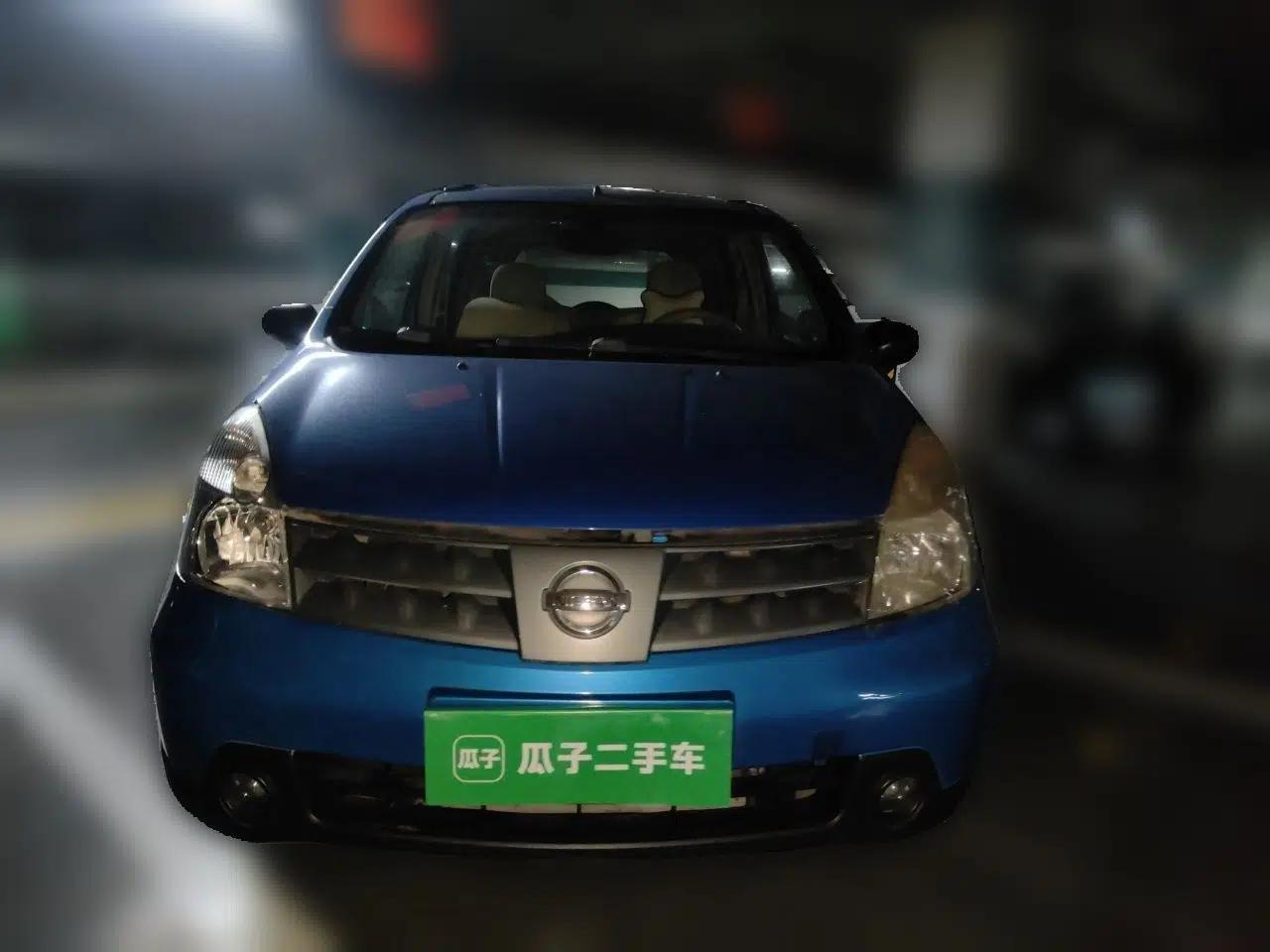 Nissan Livina 2009 1.6L Manual All-Around Model — миниатюра 2