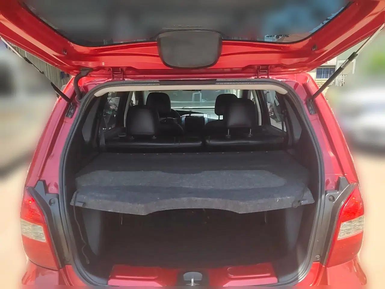 Nissan Livina 2010 JINRUI Edition 1.6L Automatic Standard Model — миниатюра 20