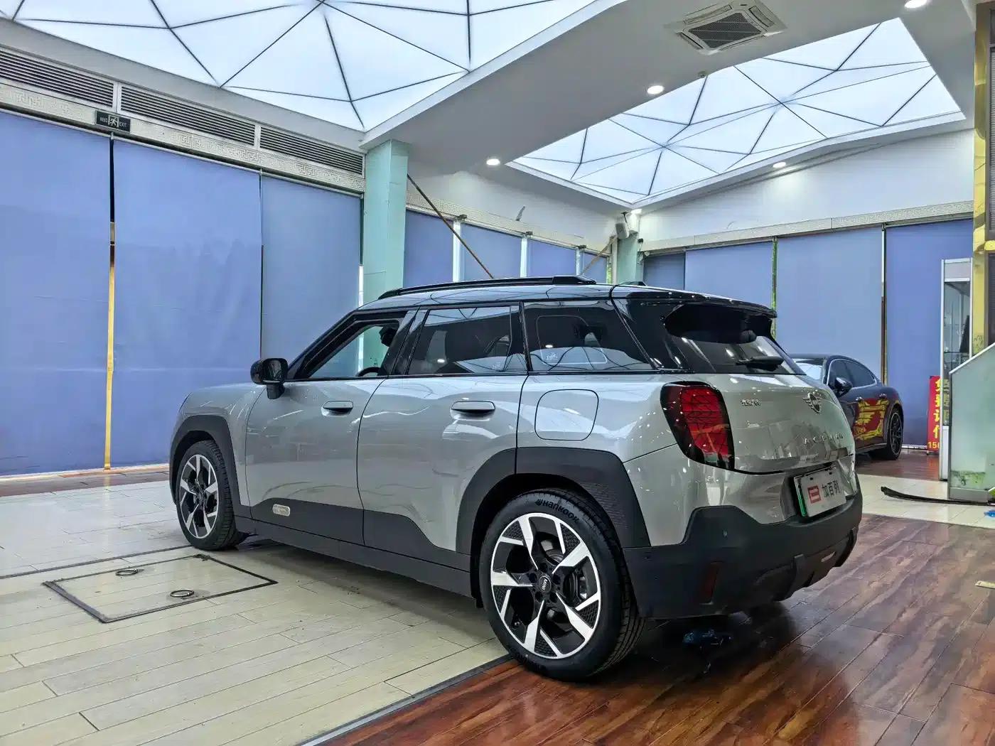 2024 Electric MINI Aceman E Classic — миниатюра 15