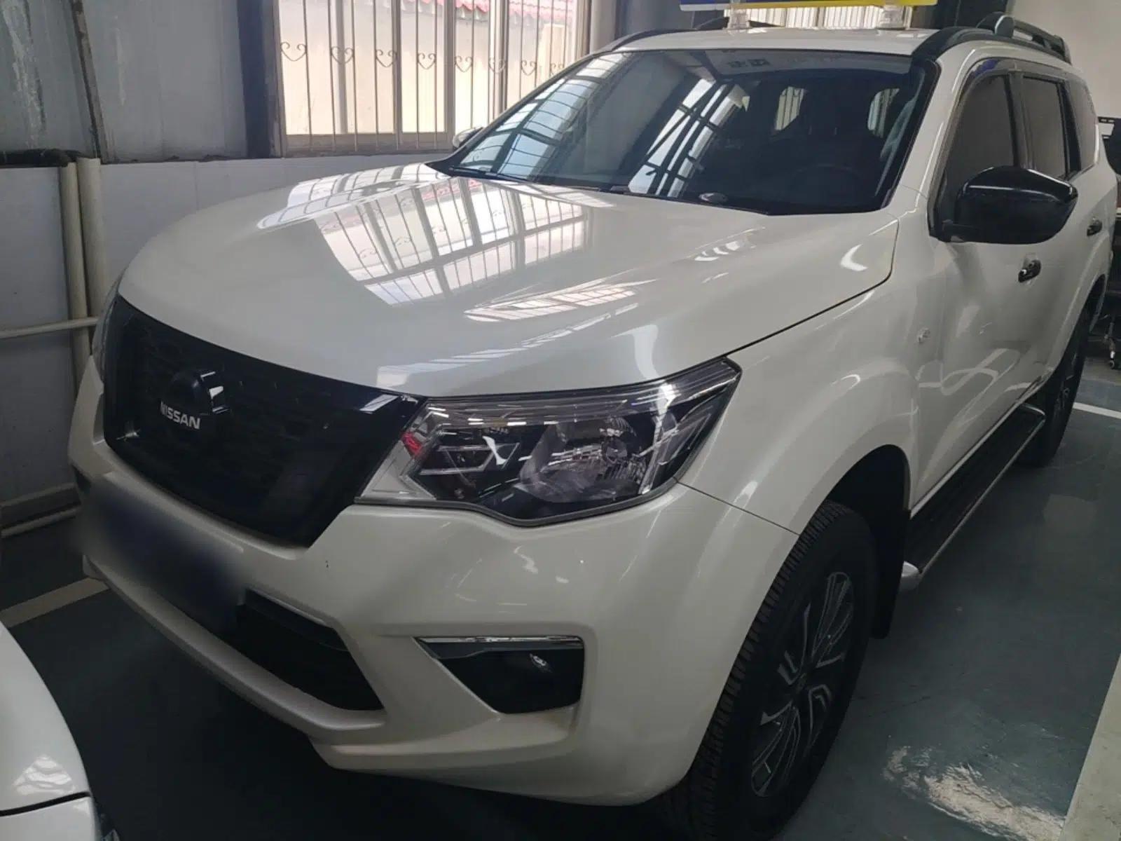 Nissan Terra 2020 2.5L XL Upper Automatic Two-Wheel Drive Luxury Edition — миниатюра 2