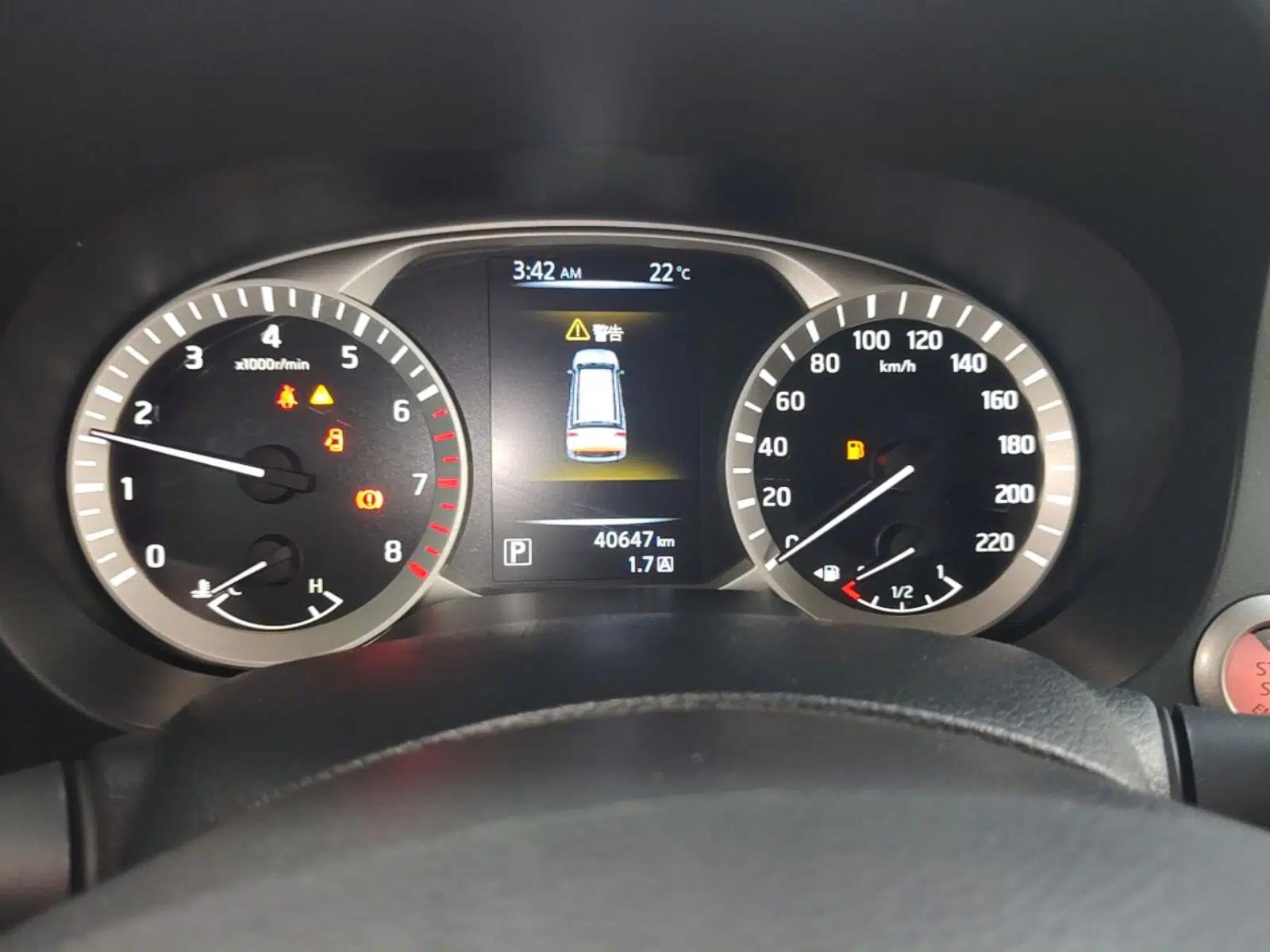 Nissan Terra 2020 2.5L XL Upper Automatic Two-Wheel Drive Luxury Edition — миниатюра 15