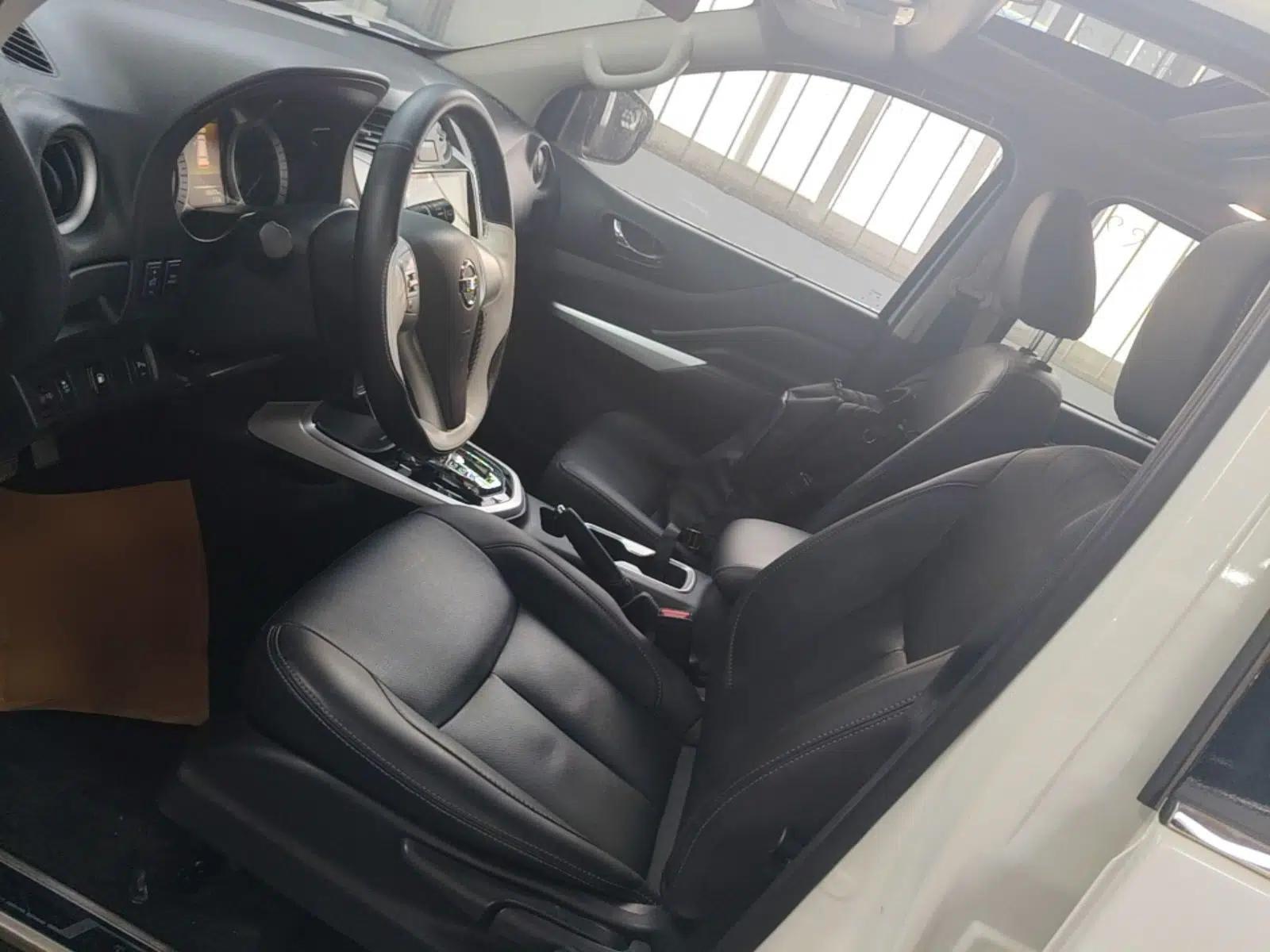 Nissan Terra 2020 2.5L XL Upper Automatic Two-Wheel Drive Luxury Edition — миниатюра 18