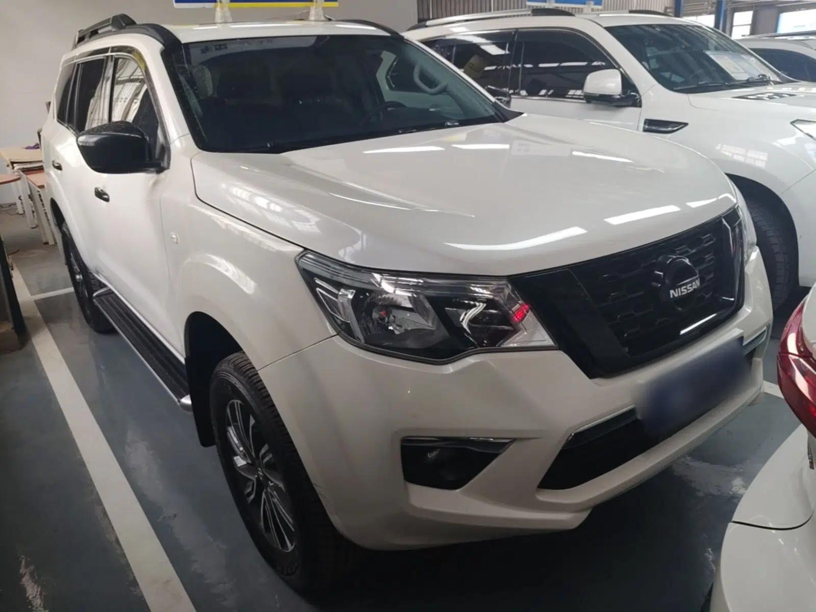 Nissan Terra 2020 2.5L XL Upper Automatic Two-Wheel Drive Luxury Edition — миниатюра 3