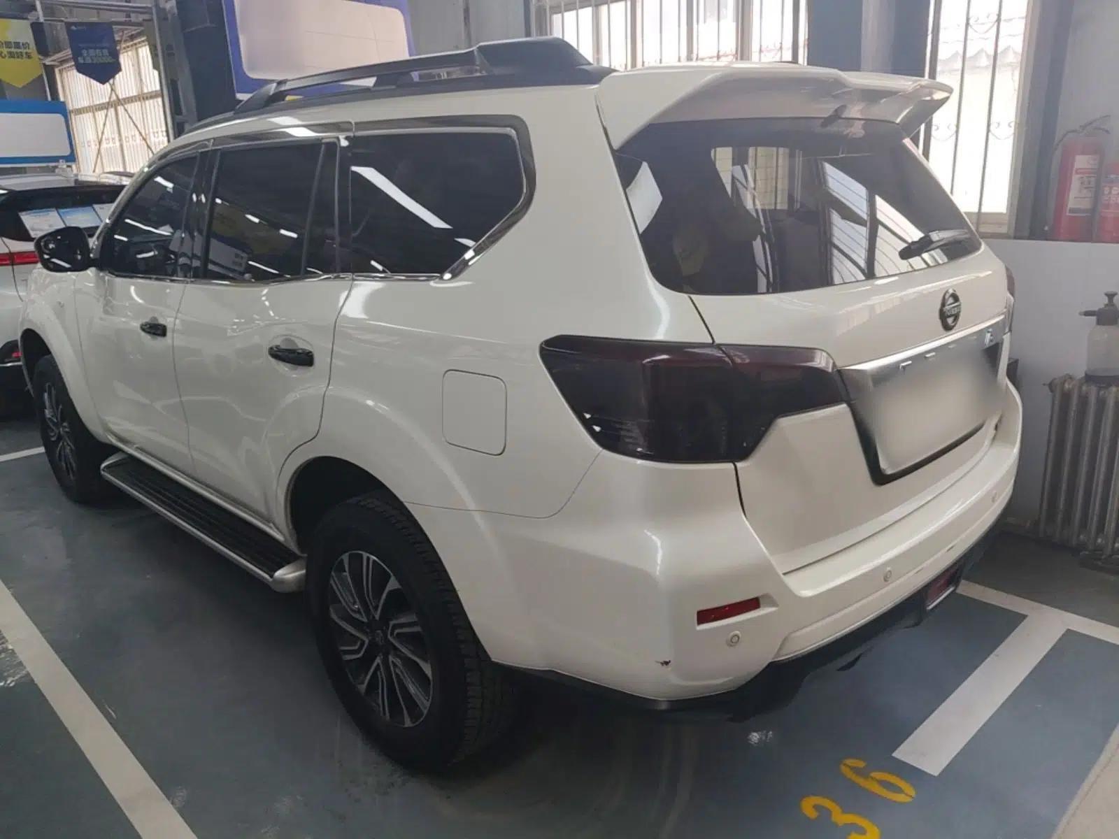 Nissan Terra 2020 2.5L XL Upper Automatic Two-Wheel Drive Luxury Edition — миниатюра 4