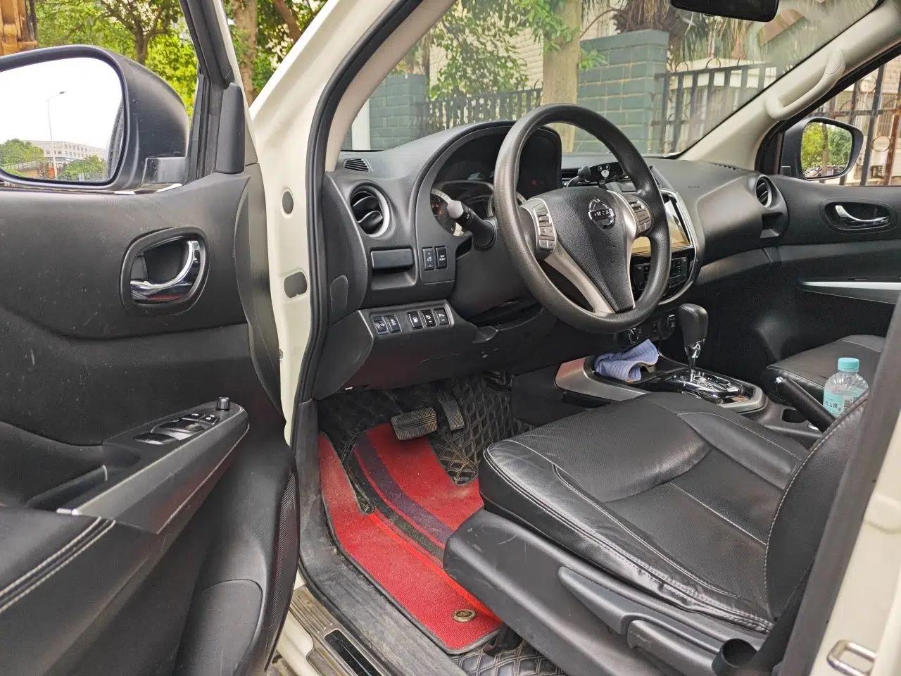 Nissan Terra 2018 2.5L Automatic 4x4 Luxury Edition — миниатюра 17