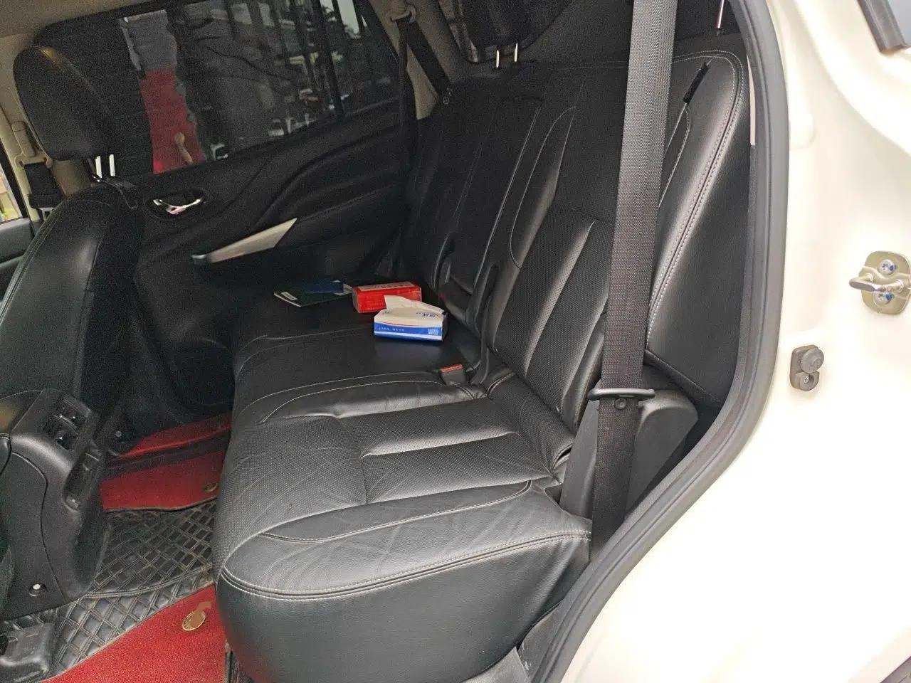 Nissan Terra 2018 2.5L Automatic 4x4 Luxury Edition — миниатюра 18