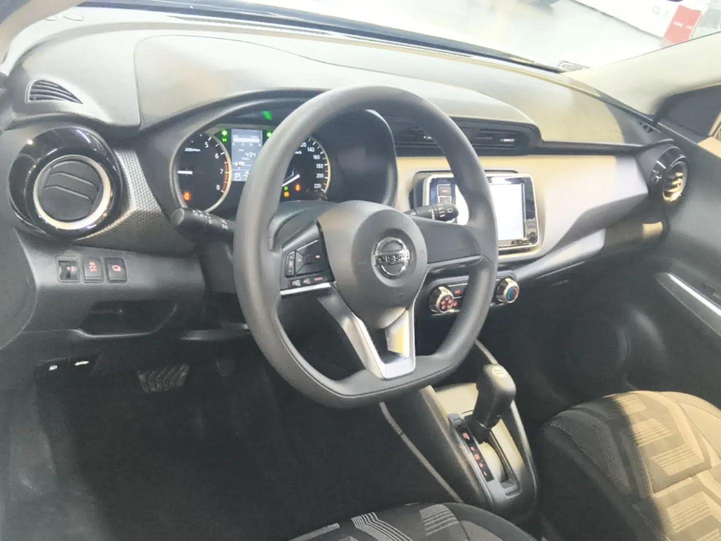 Nissan Kicks 2021 1.5L XL CVT Cool Enjoyment Edition — миниатюра 13