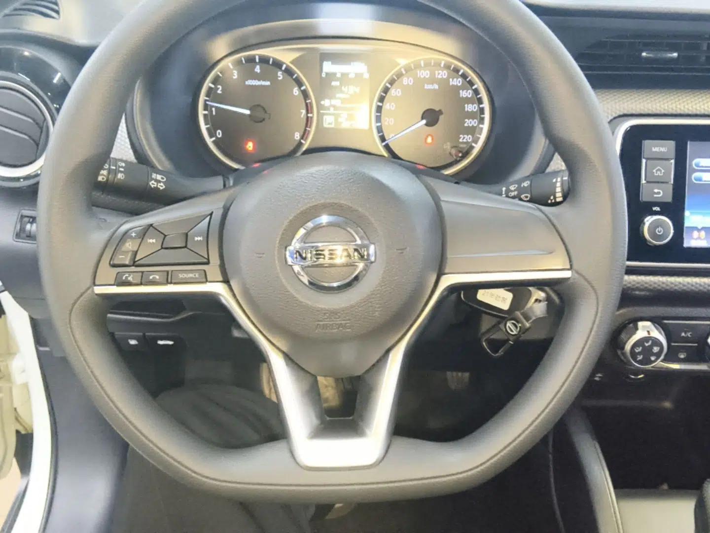 Nissan Kicks 2021 1.5L XL CVT Cool Enjoyment Edition — миниатюра 14
