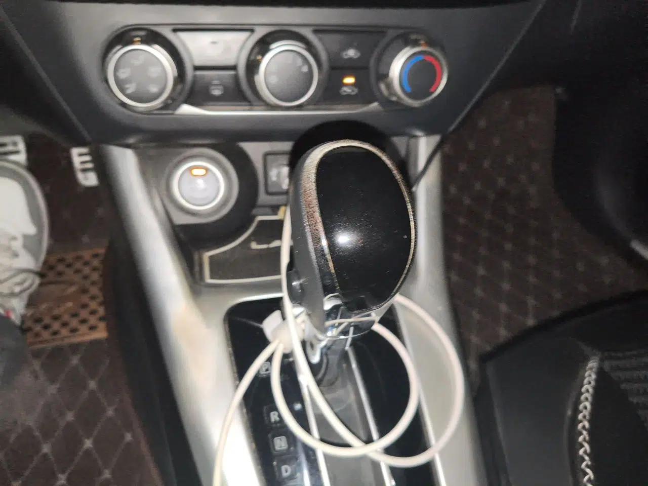 Nissan Lannia 2016 1.6L CVT Smart Cool Edition — миниатюра 15