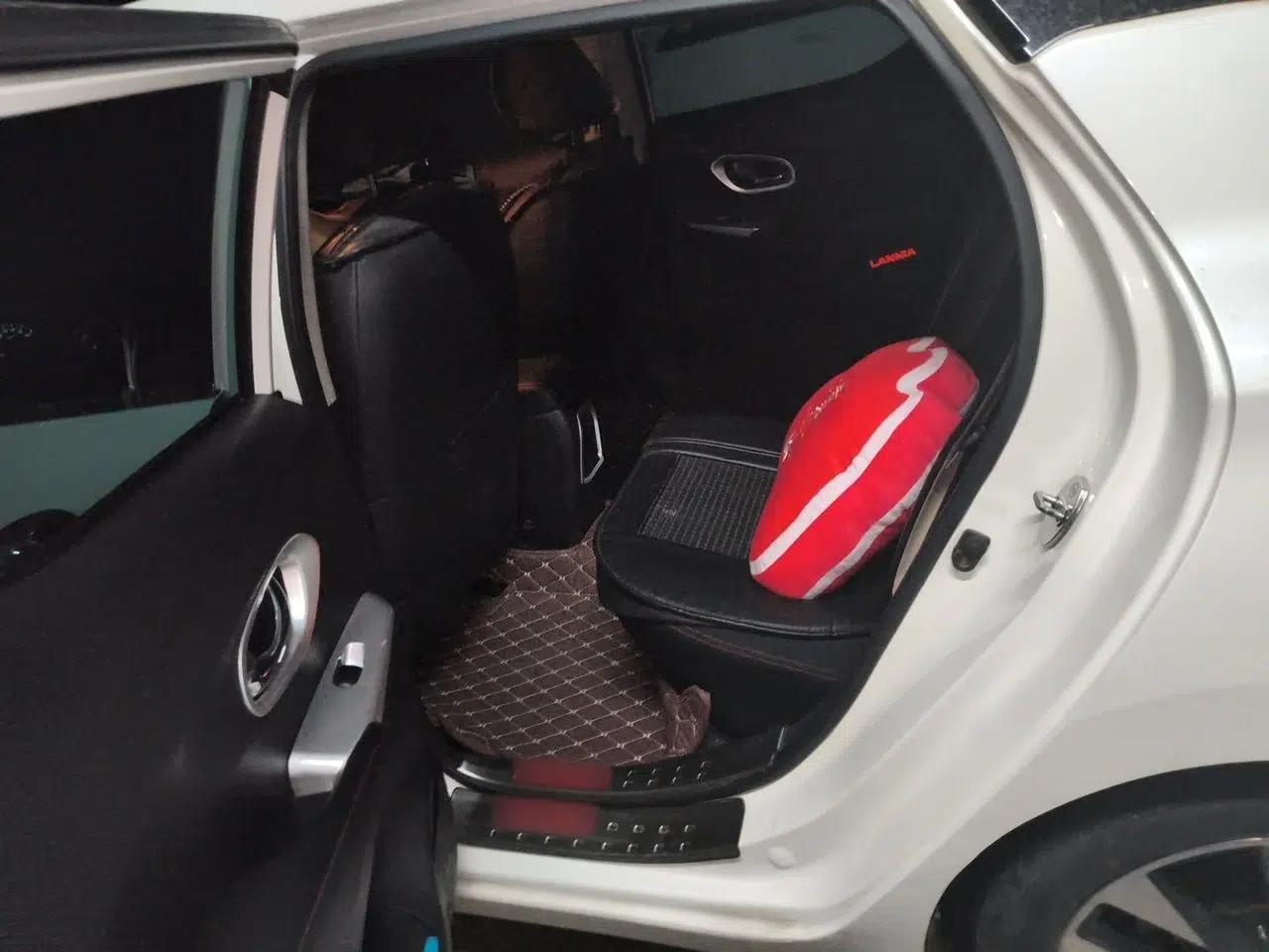 Nissan Lannia 2016 1.6L CVT Smart Cool Edition — миниатюра 18