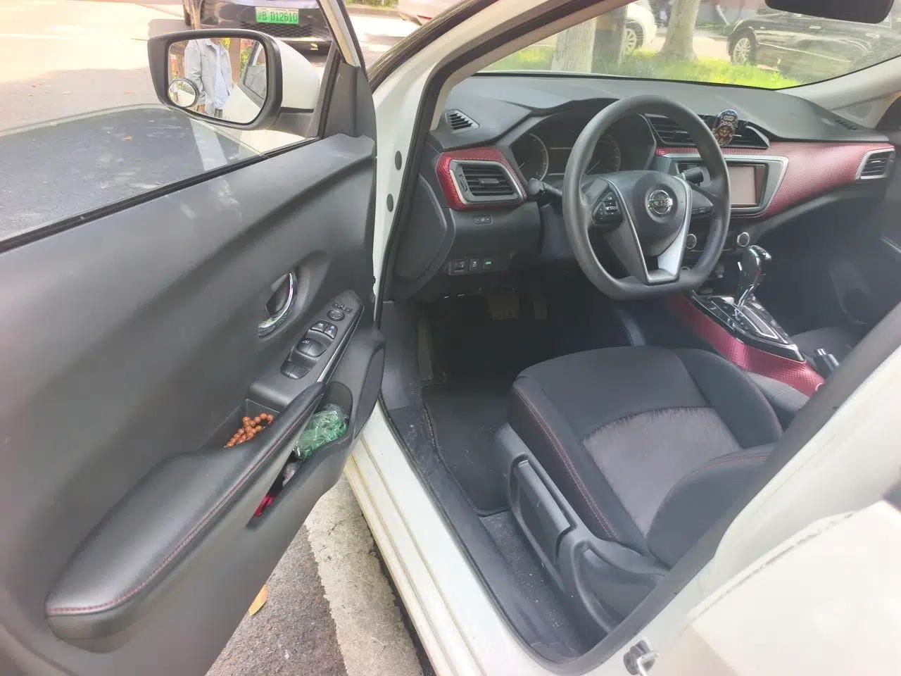 Nissan Lannia 2016 1.6L CVT Smart Cool Edition — миниатюра 13