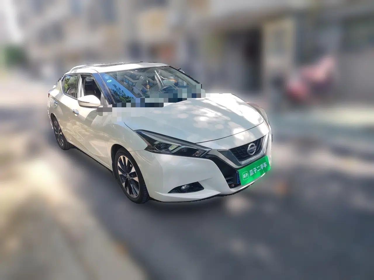 Nissan Lannia 2016 1.6L CVT Smart Cool Edition — миниатюра 3