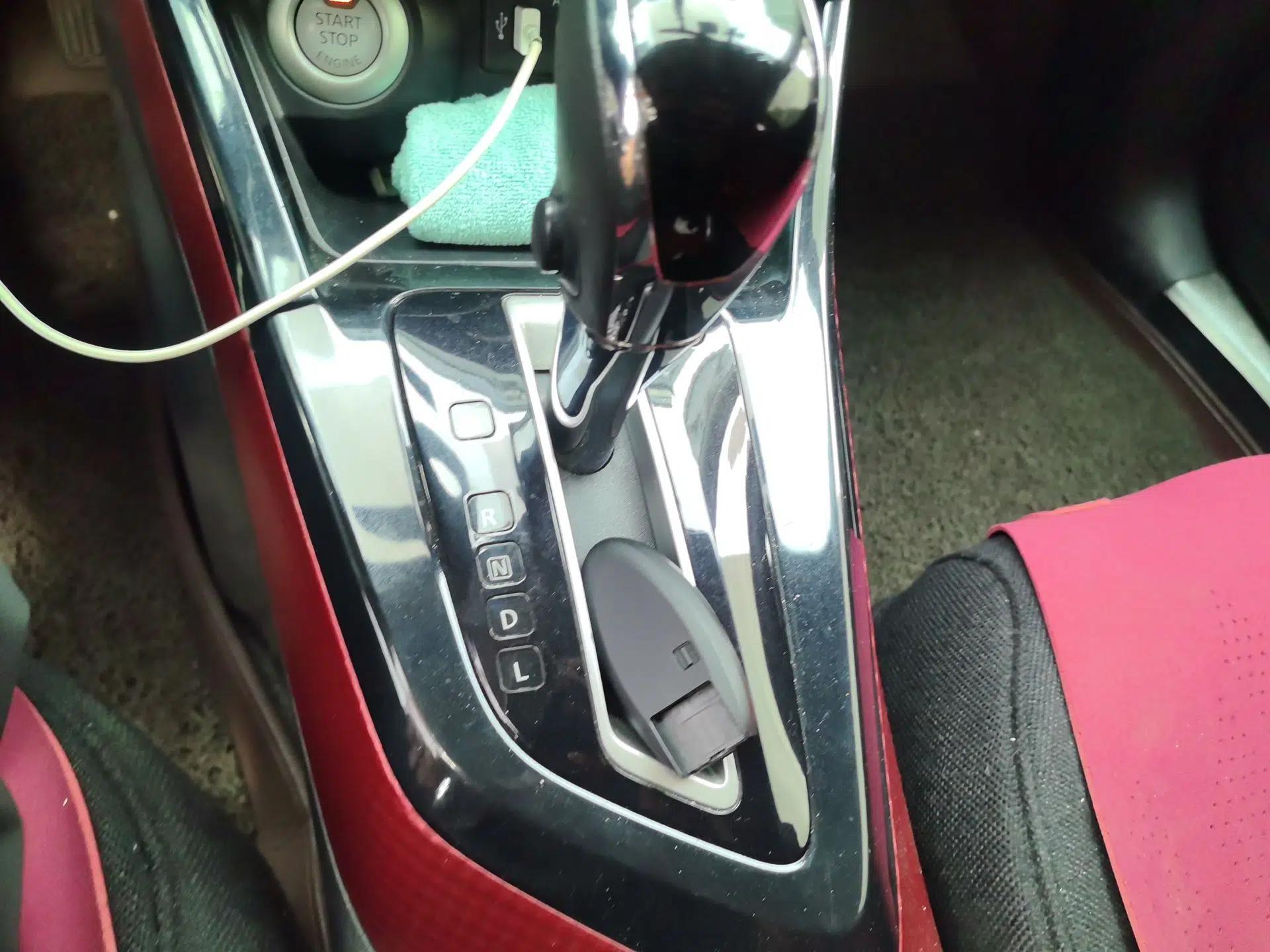 Nissan Lannia 2016 1.6L CVT Smart Cool Edition — миниатюра 15