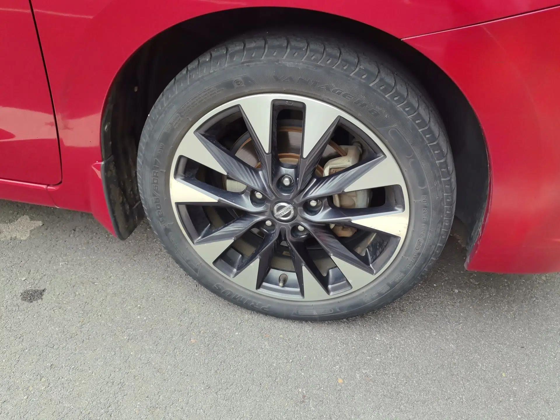 Nissan Lannia 2016 1.6L CVT Smart Cool Edition — миниатюра 8