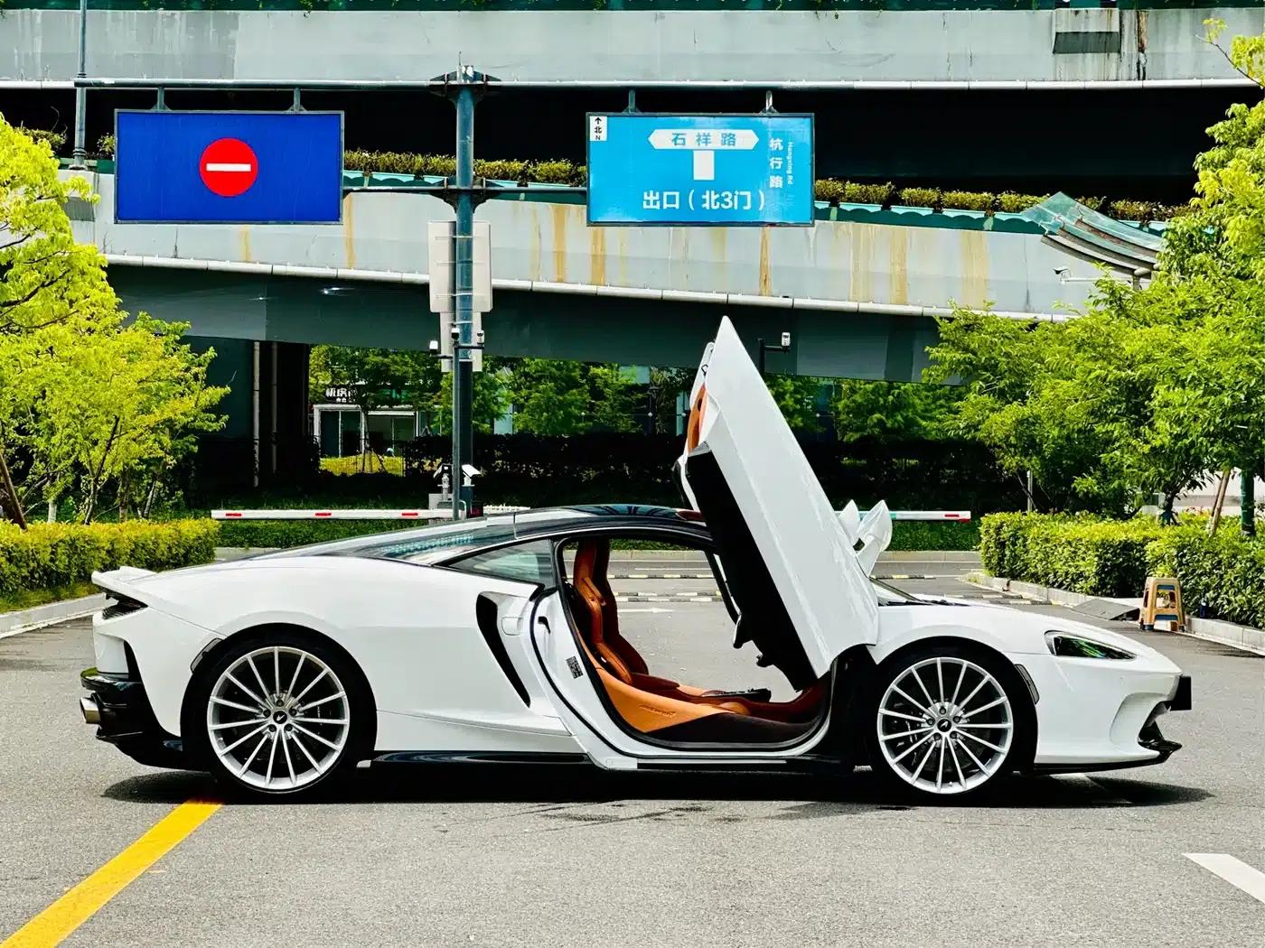 McLaren GT 2022 4.0T Standard Edition — миниатюра 8