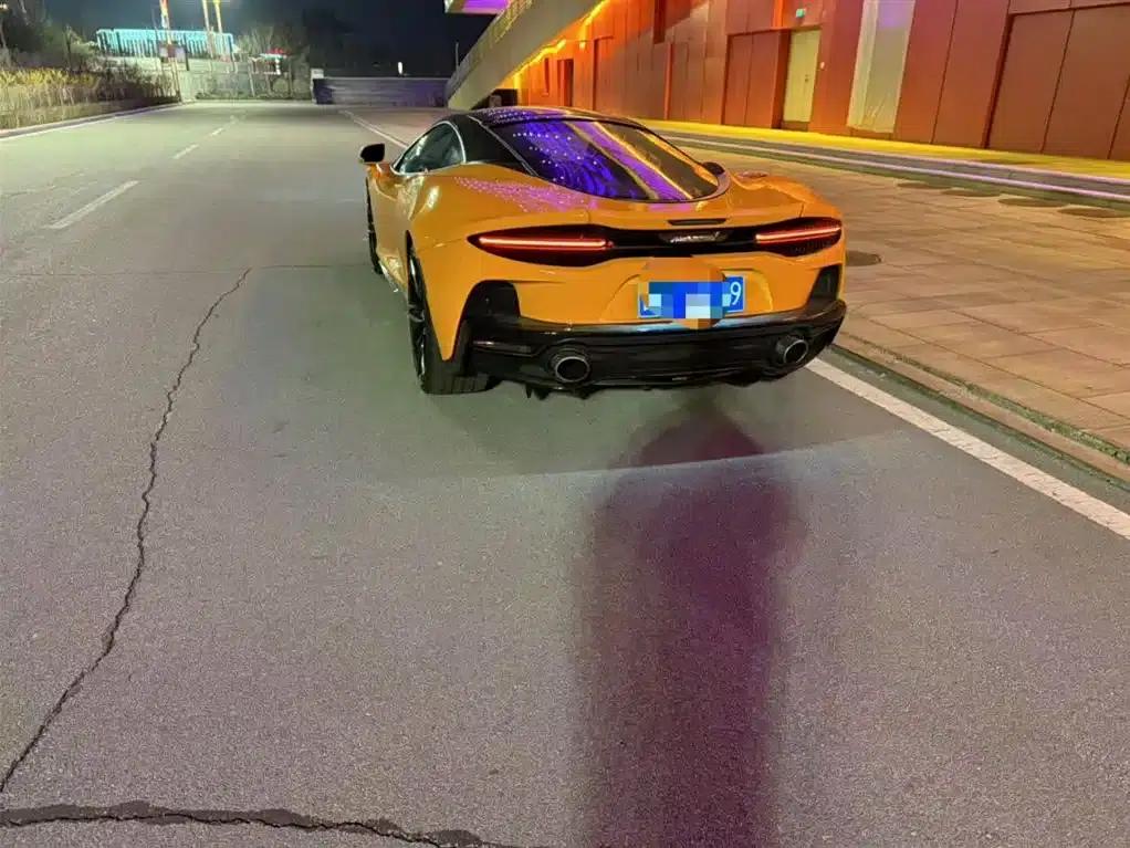 McLaren GT 2023 4.0T Standard Edition — миниатюра 4
