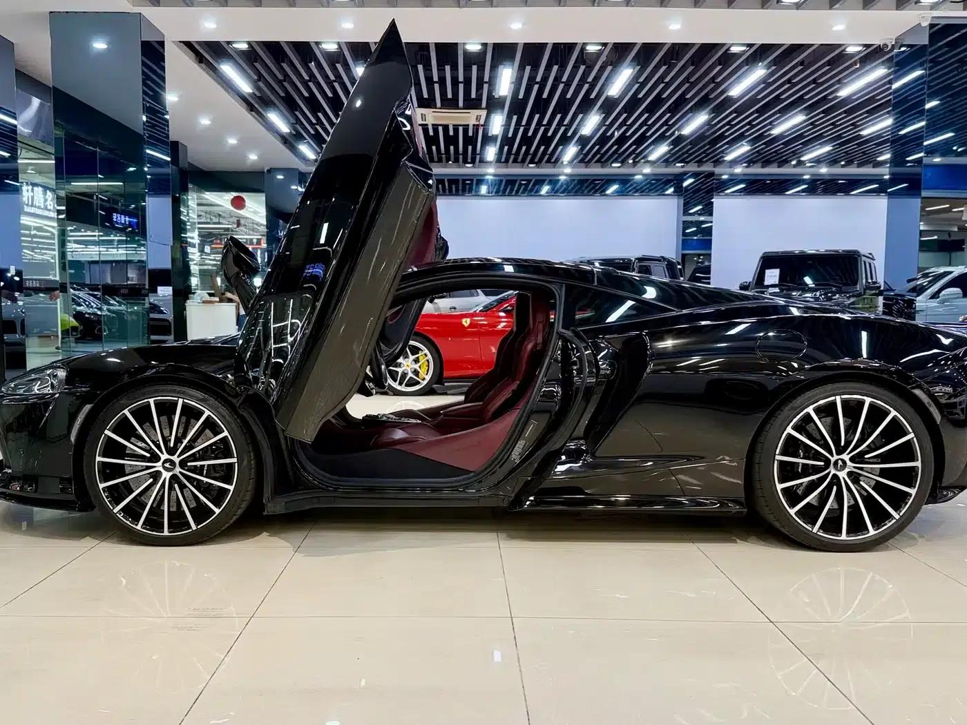 McLaren GT 2022 4.0T Standard Edition — миниатюра 3