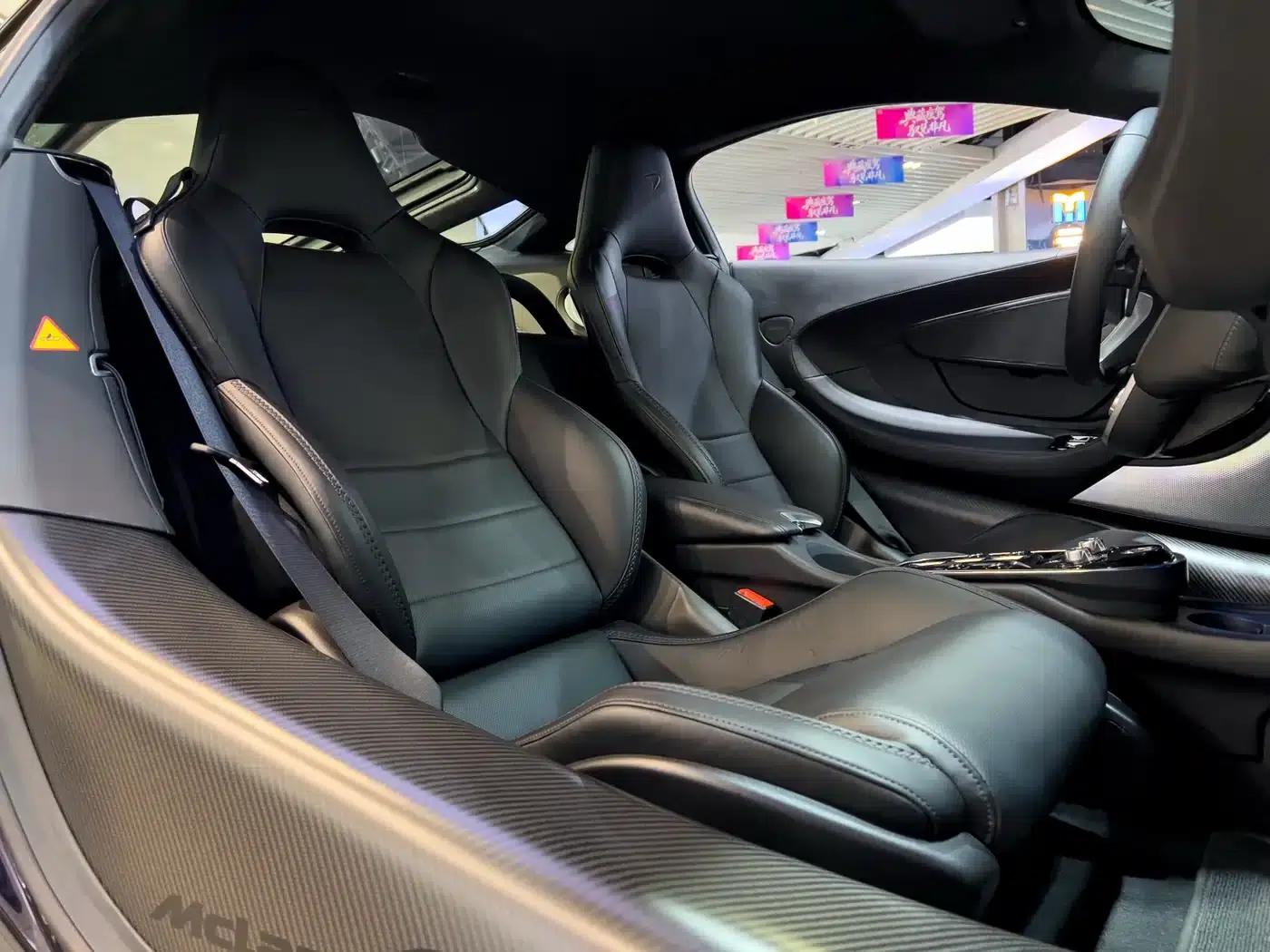 McLaren GT 2022 4.0T Standard Edition — миниатюра 23