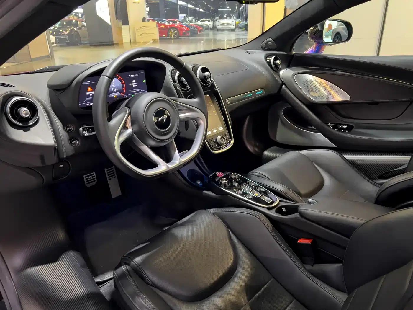 McLaren GT 2022 4.0T Standard Edition — миниатюра 8