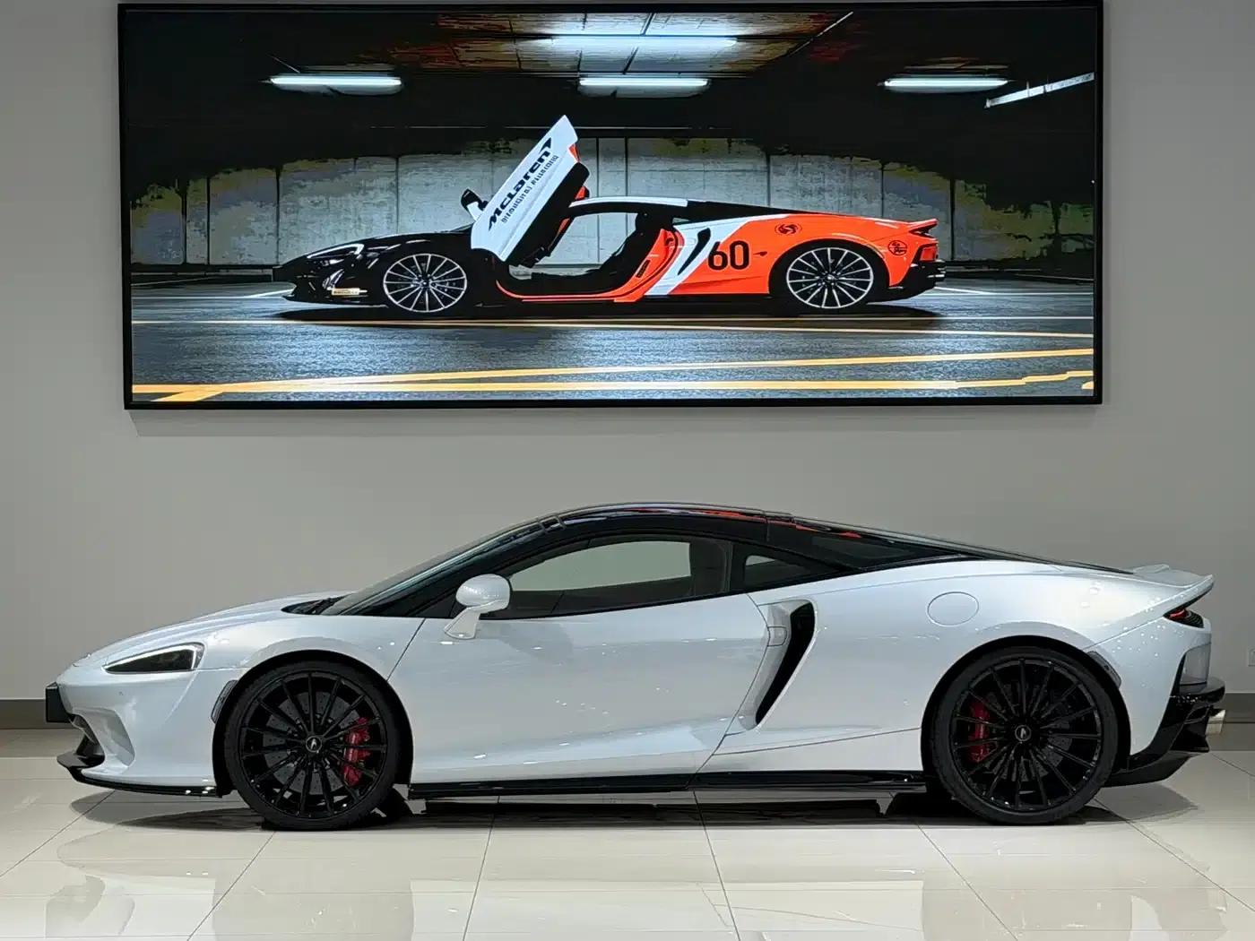 McLaren GT 2022 4.0T Standard Edition — миниатюра 3