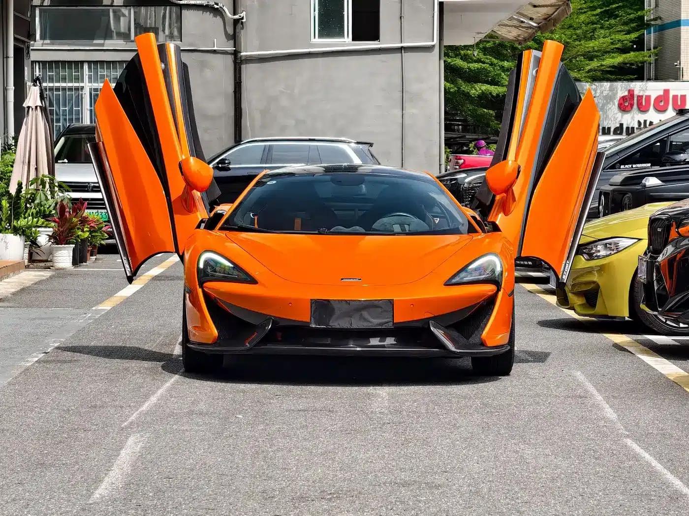 McLaren 570 2016 570GT 3.8T Coupe — миниатюра 2
