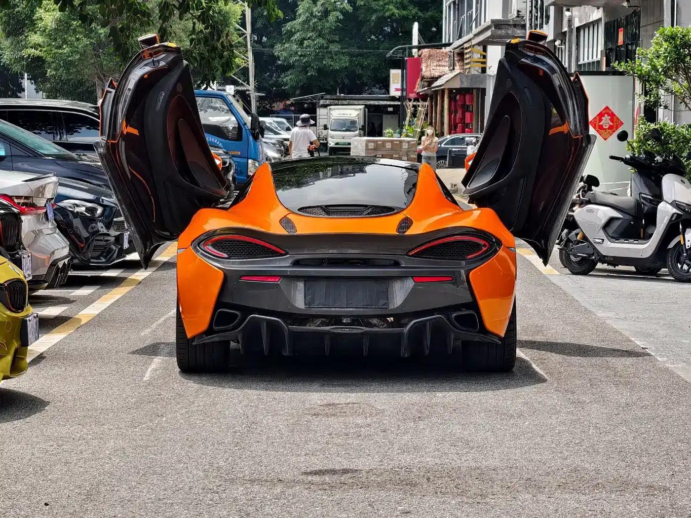 McLaren 570 2016 570GT 3.8T Coupe — миниатюра 8