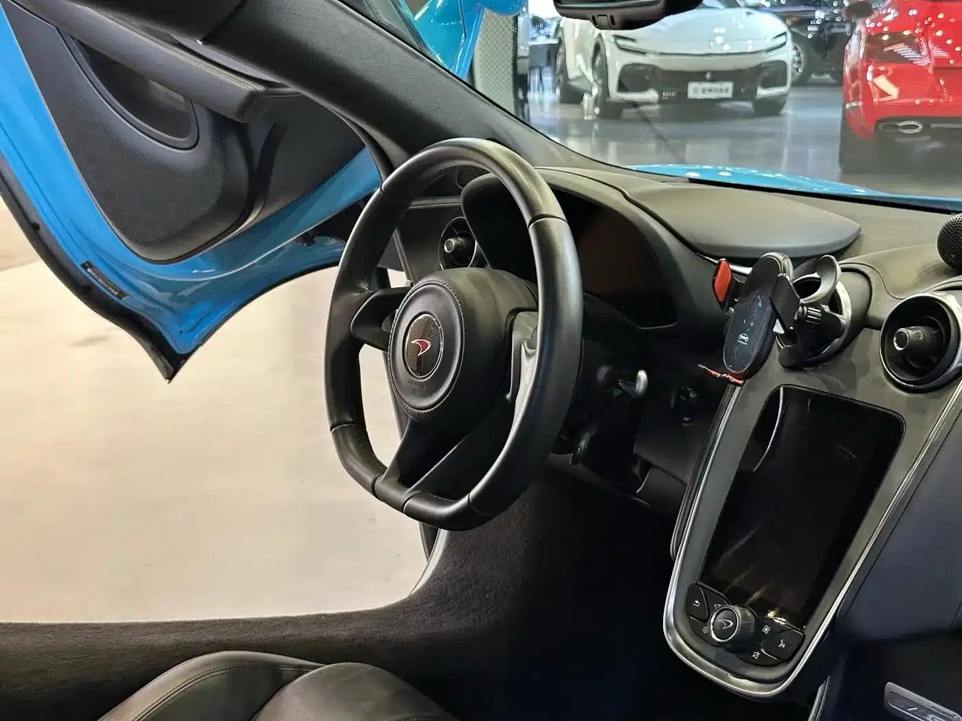 McLaren 570 2019 570GT 3.8T Coupe — миниатюра 13