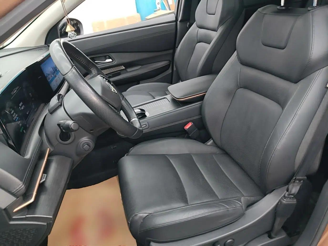 Nissan ARIYA 2022 Two-Wheel Drive Long Range Top-Tier Version — миниатюра 17