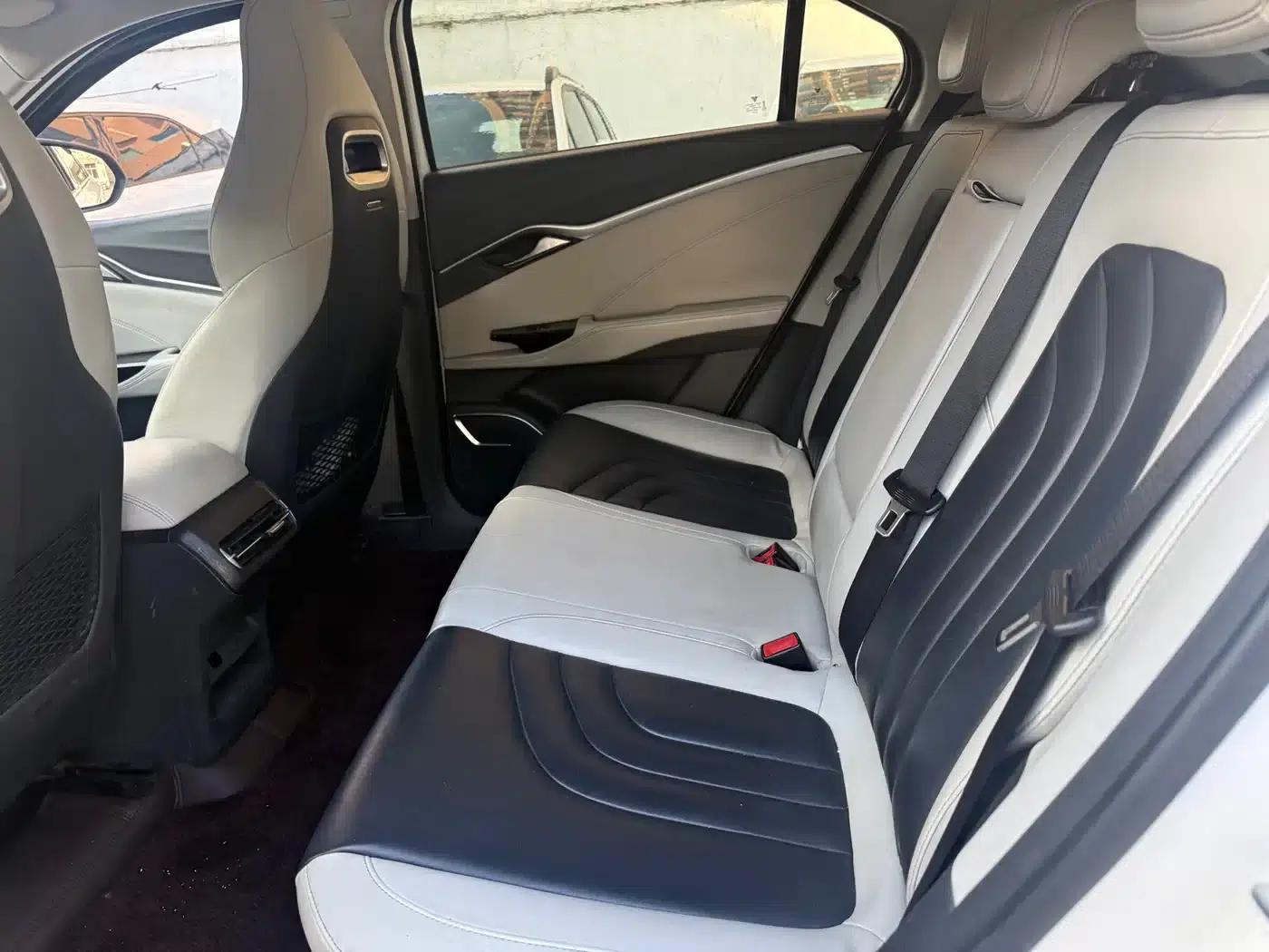 Nezha U 2020 Model 400 U-Line — миниатюра 16